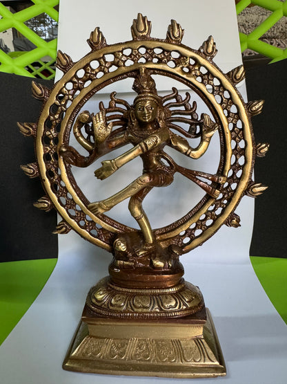 Elegant Brass Nataraj Statue for Home Décor – Handcrafted Dancing Shiva