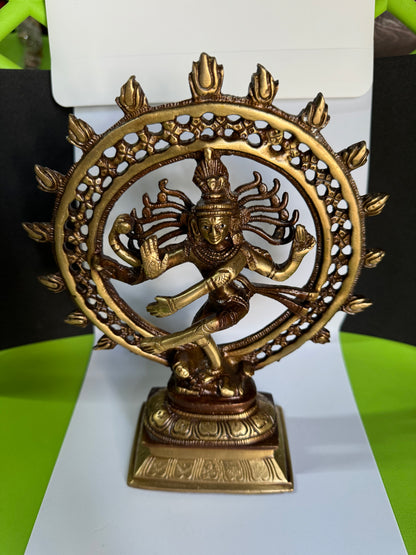 Elegant Brass Nataraj Statue for Home Décor – Handcrafted Dancing Shiva